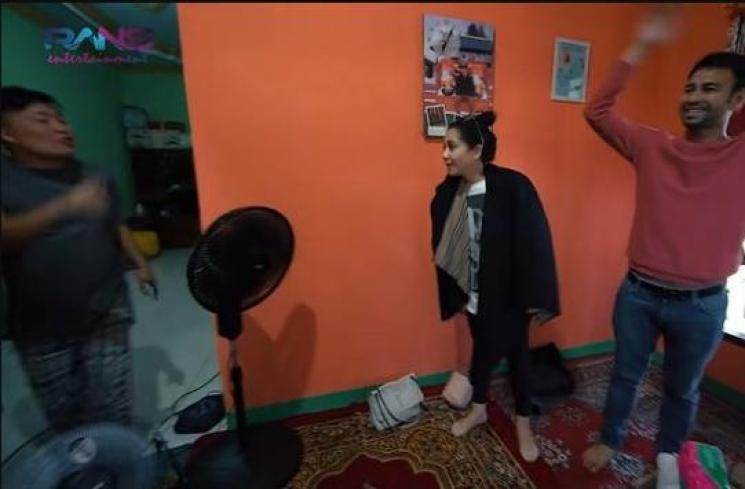 Rumah Merry Asisten Raffi Ahmad di Kampung. (YouTube/RANS Entertainment)