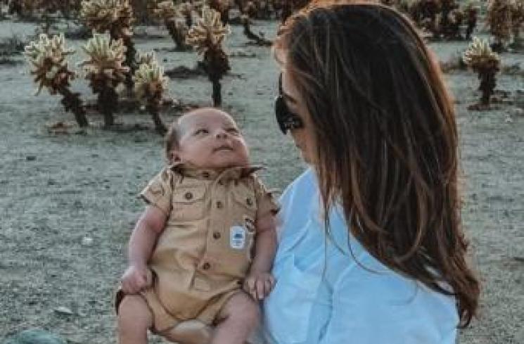 Potret Baby Izz Berpetualang di Gurun Mojave. (Instagram/indpriw)