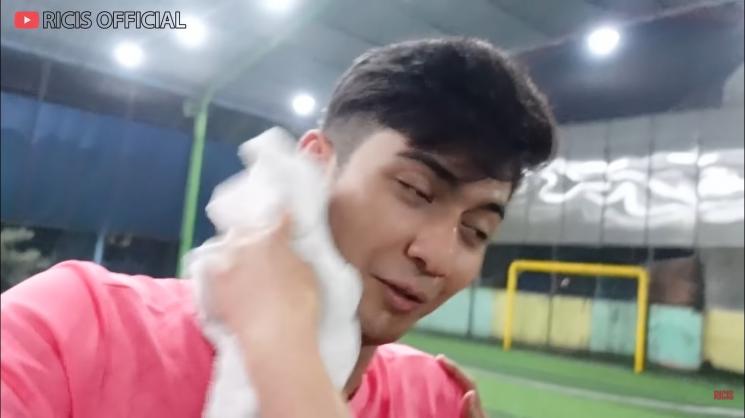 Momen Ria Ricis Temani Suami Futsal (YouTube/Ricis Official)