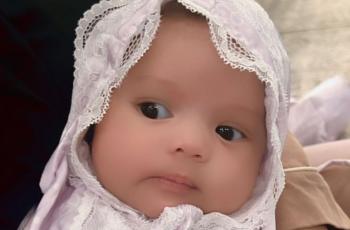 'Bayi Sultan Main Bareng', Outfit Ameena Ketemu Baby Izz Jadi Sorotan