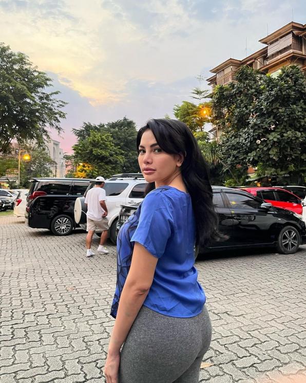 Artis Pernah Didatangi Orang Minta Duit (Instagram/@nikitamirzanimawardi_172)