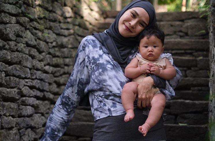 Zaskia Adya Mecca dan Bhaj Kama Bramantyo. (Instagram/@bhajkama)