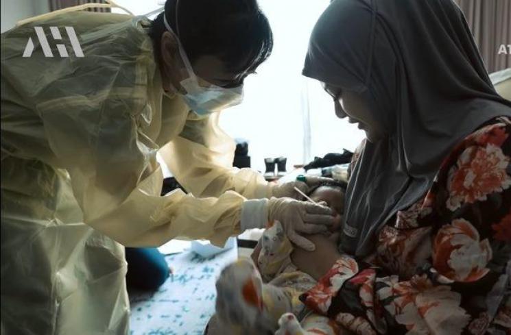 Momen Baby Ameena Lakukan Swab (YouTube/AH)