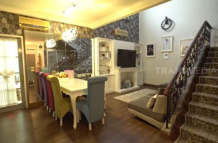Rumah Sonny Septian dan Fairuz A Rafiq (YouTube/TRANS7 OFFICIAL)