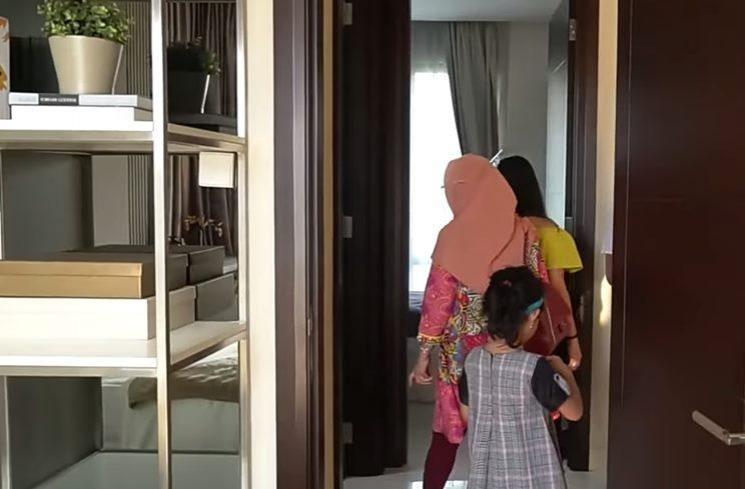 Rumah Syifa Adik Ayu Ting Ting. (YouTube/Qiss You TV)