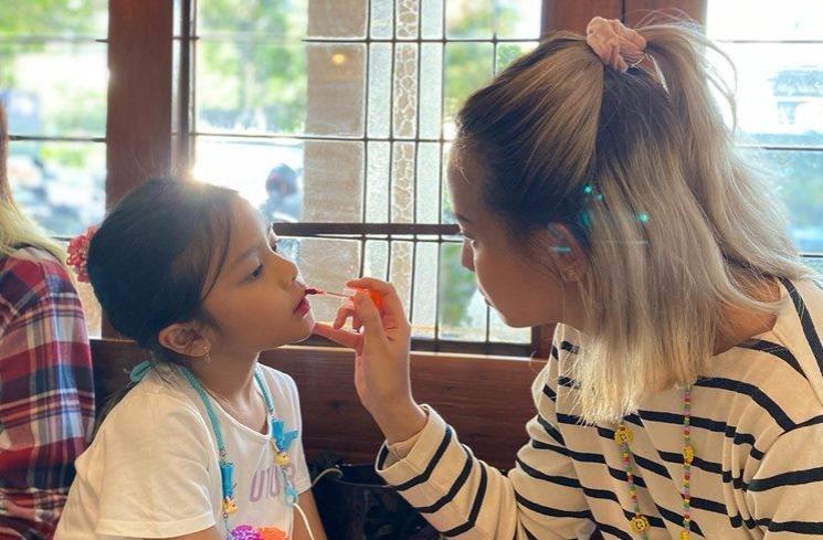 Unggahan Joanna Alexandra usai setahun vakum medsos. (Instagram/@joannaalexandra)
