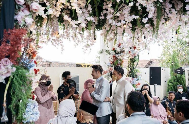 Momen kedekatan Chevra Yolandi dengan keluarga Via Vallen (Instagram/@viavallen)