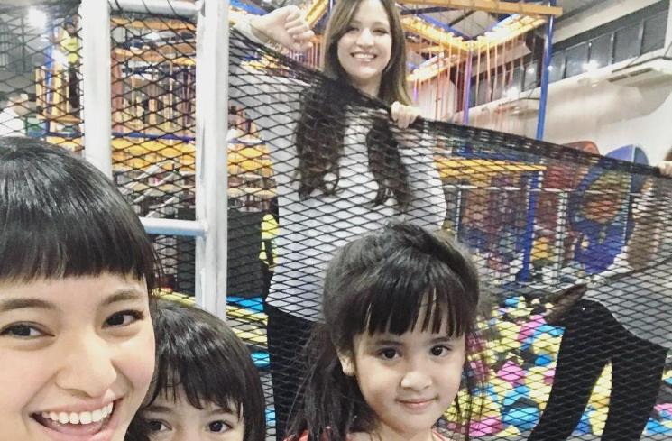 Potret persahabatan Nia Ramadhani dan Marshanda (Instagram/@marshanda99)