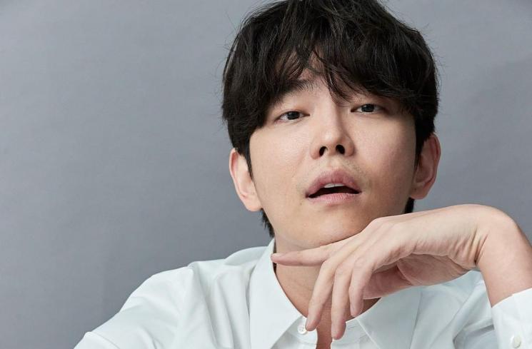 Potret Yoon Kyun Sang di Rose Mansion (Instagram/@tving.official)