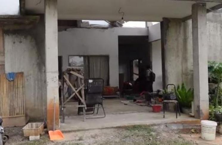 Potret Rumah Mertua Artis.