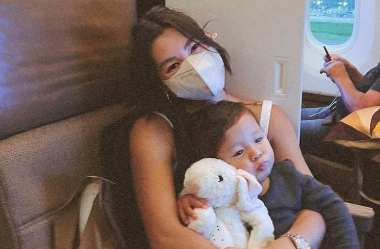 Liburan Jennifer dan Irfan Bachdim di Belanda. (Instagram/@jenniferbachdim)