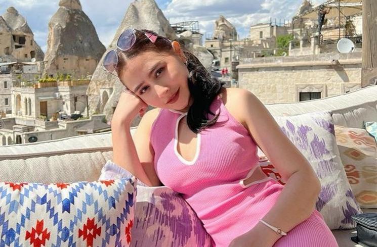 Artis Alami Kejadian Mistis saat Syuting Film Horor. (Instagram/prillylatuconsina96)