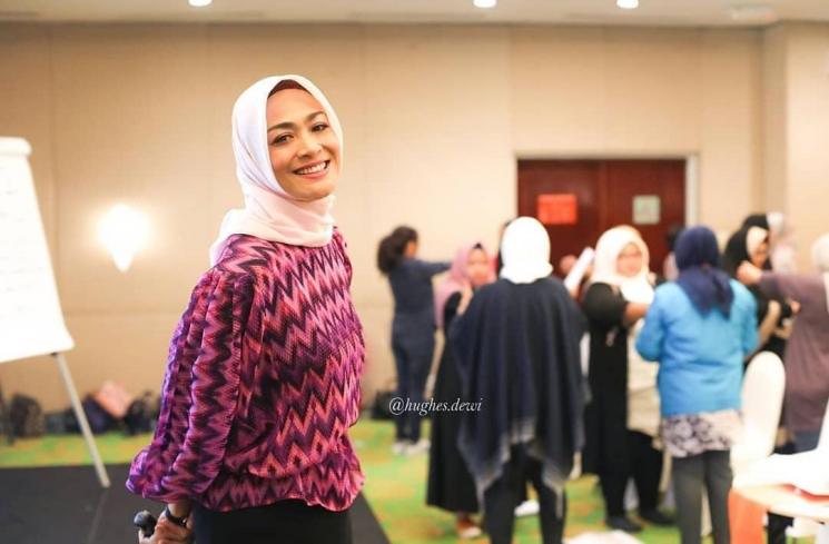 Artis Tidak Makan Nasi.