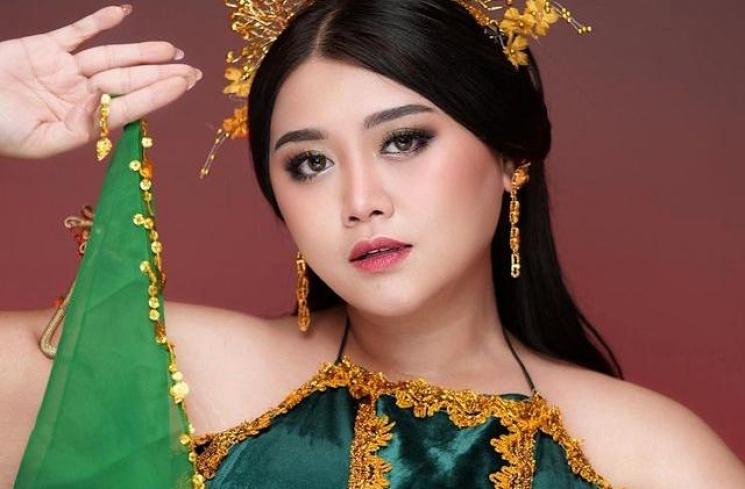 Potret Clarissa Putri Dandan Jadi Badarawuhi. (Instagram/clarissaputri_)
