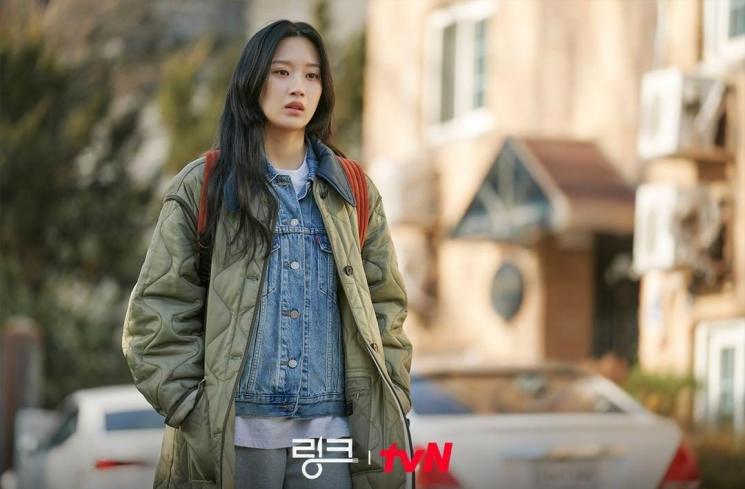 Pesona Moon Ga Young di Link (Instagram/@tvn_drama)