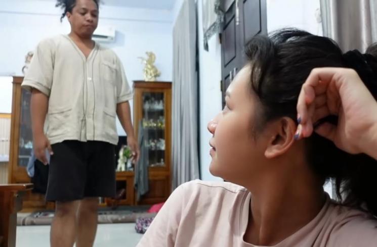 Rumah Arie Kriting di Kampung Halaman (YouTube Indah Permatasari)