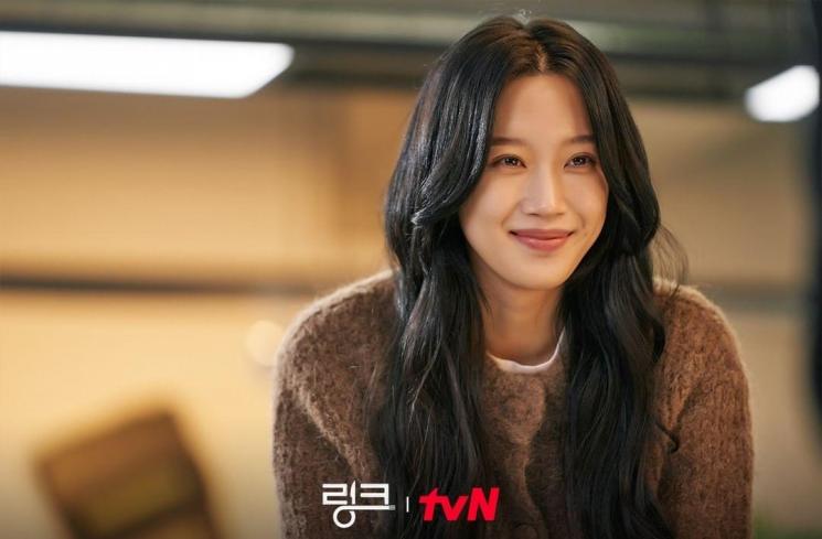 Pesona Moon Ga Young di Link (Instagram/@tvn_drama)