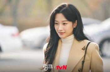 9 Pesona Moon Ga Young di Link, Jadi Karyawan Restoran yang Tidak Beruntung dalam Hal Cinta