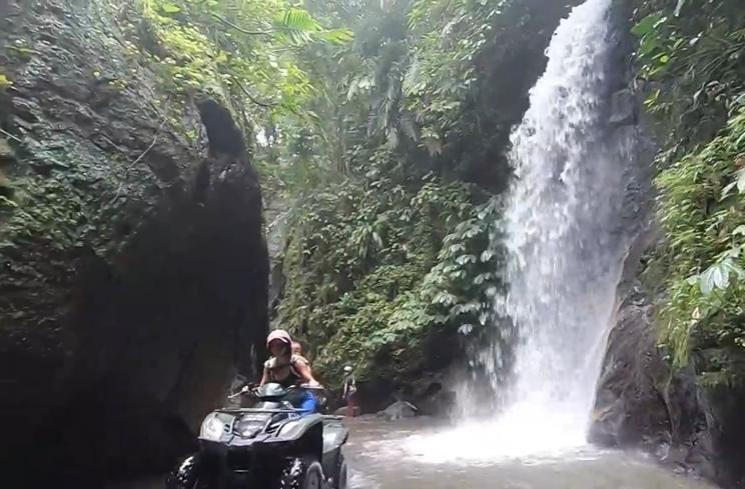 Momen Andien Aisyah Main ATV  (Instagram/@andienaisyah)