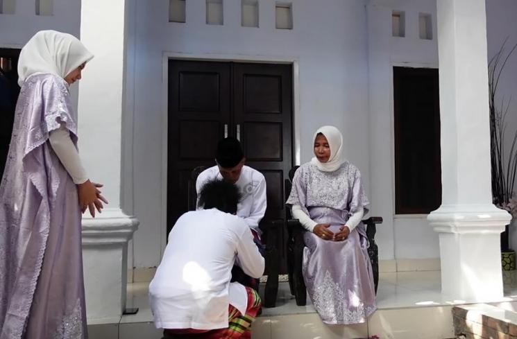 Rumah Arie Kriting di Kampung Halaman (YouTube Indah Permatasari)