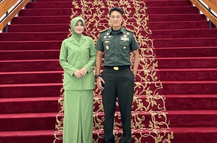 Potret Juliana Mochtar dan Calon Suami (instagram/@julianamoechtar)