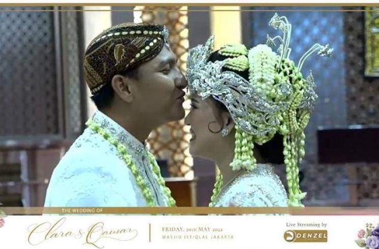 Momen Akad Masayu Clara dan Qausar Harta. (YouTube/MAQAU masayu & qausar)
