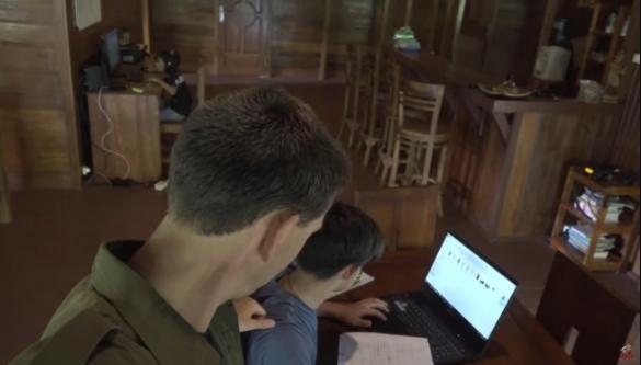 Potret Rumah Andrew Kalaweit. (YouTube/Chanee Kalaweit)