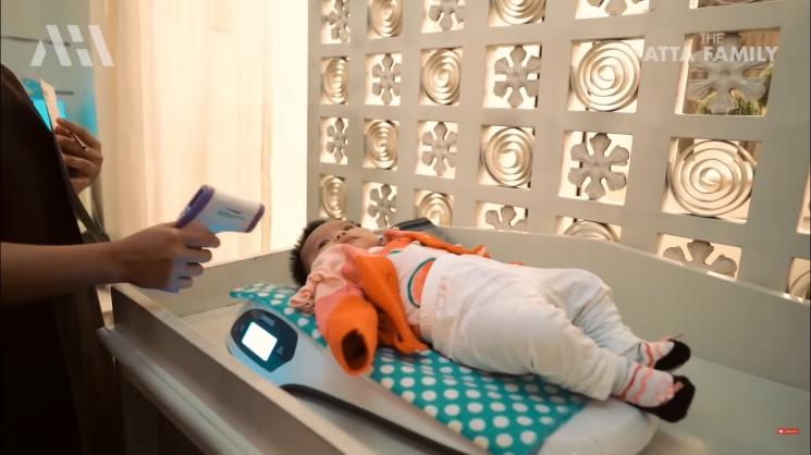 Potret Ameena di Baby Spa (YouTube/AH)