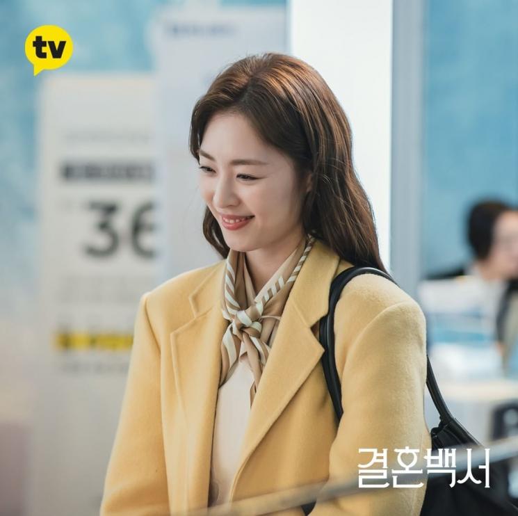 Pesona Lee Yeon Hee di Welcome to Wedding Hell (Instagram/@kakaotv.official)