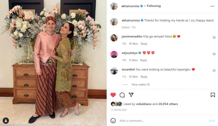 Amanda Khairunnisa, adik Maudy Ayunda, bersama pacarnya. (Instagram/akhairunnisa)
