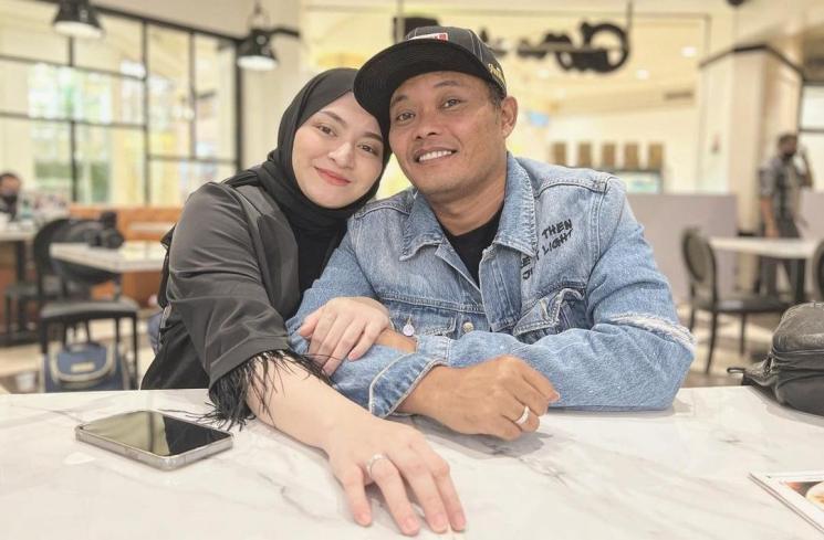 Artis Indonesia Menikah dengan Mualaf (Instagram/ferdinan_sule)
