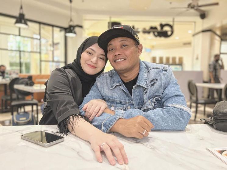 Artis Indonesia Menikah dengan Mualaf (Instagram/ferdinan_sule)