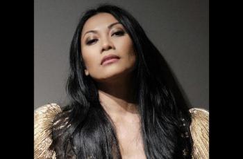 7 Gaya Anggun C Sasmi di Festival Film Cannes, Tampil Berkelas Kenakan Jumpsuit