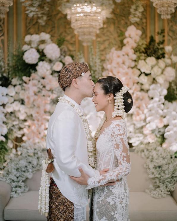 Jesse Choi dan Maudy Ayunda. (Instagram/jessechoi_)