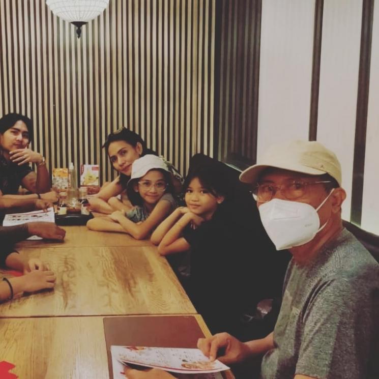 Potret Wenny Ariani Momong Kekey (Instagram/wenny_kekey_real)