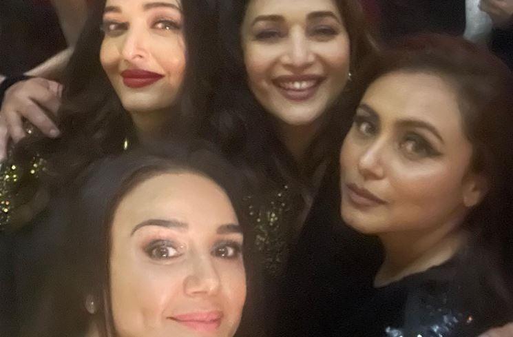 Potret Seleb Bollywood di Ultah Karan Johar (Instagram/@realpz)
