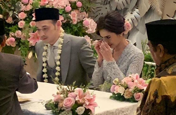 Artis Menikah di Rumah (instagram/@cuttaryofficial)