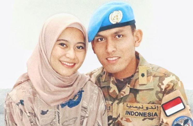 Artis menikah dengan anggota TNI. (Instagram/@jianbatari)
