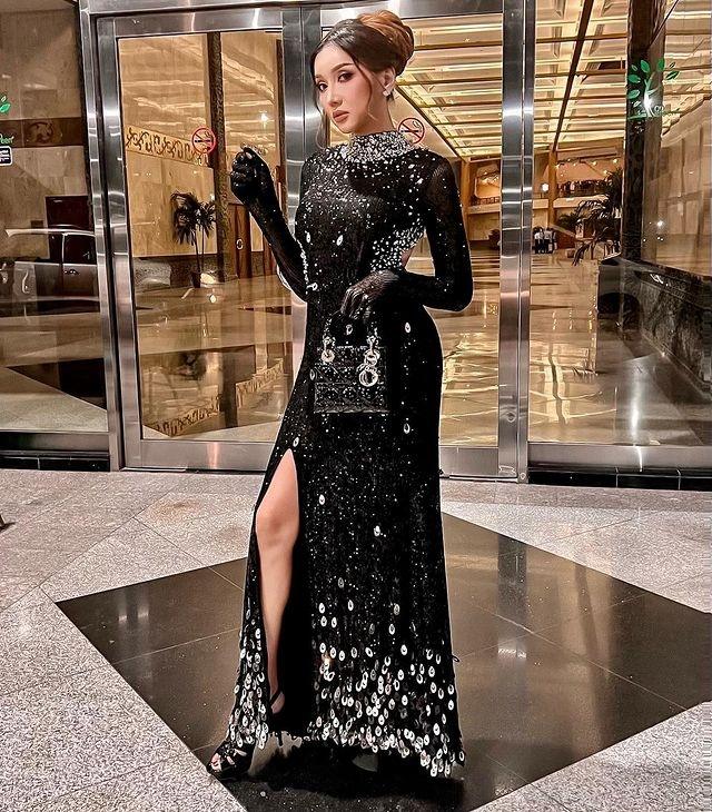 Gaya Artis di Malam Final Puteri Indonesia 2022. (Instagram/lucintaluna_manjalita)