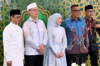 Selamat! 10 Tahun Menjanda, Terry Putri Dinikahi Derly Darmawan di New York
