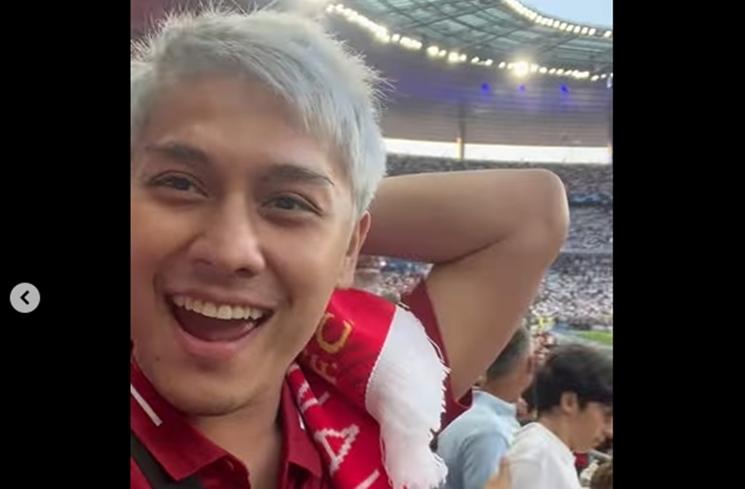 Momen Rizky Billar Nonton Liga Champions di Paris (Instagram/rizkybillar)