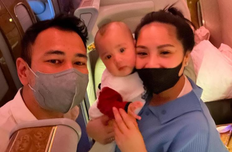 Gaya Raffi Ahmad dan Nagita Slavina keliling Eropa. (Instagram/raffinagita1717)