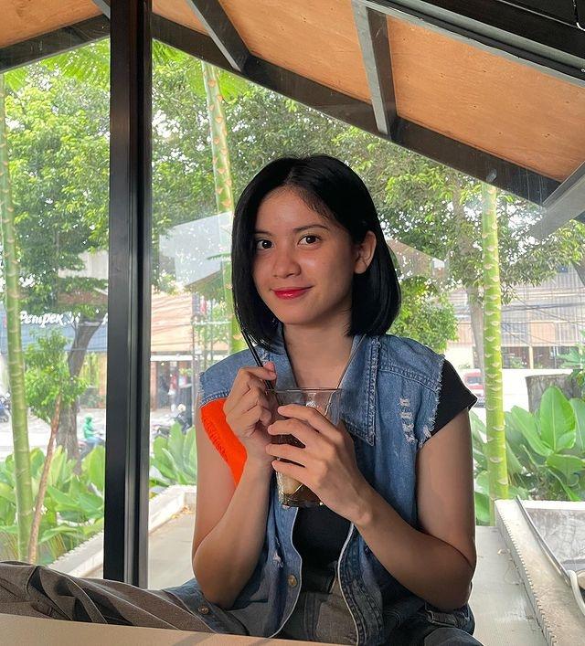 Transformasi Melati Eks JKT48. (Instagram/melati.sesilia)