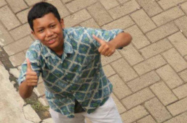 Potret Lawas Komedian saat SMA (Facebook/Marshel Widianto)