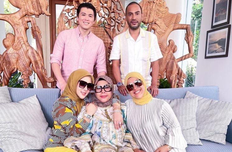 Momen Welcome Home Party Syahrini (instagram/@princessyahrini)
