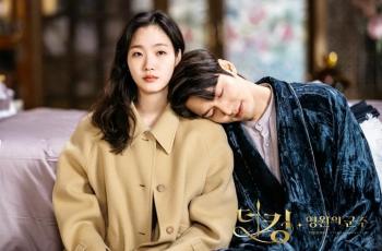 11 Drama Korea tentang Cinta Beda Dunia, Ada yang Bikin Mewek
