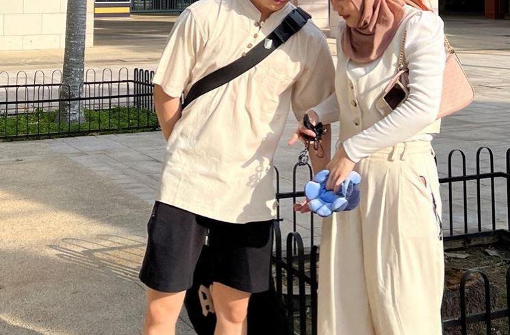 Kemesraan Putri Delina dan Jeffry Reksa di Singapura (Instagram/@jeffryreksaa)
