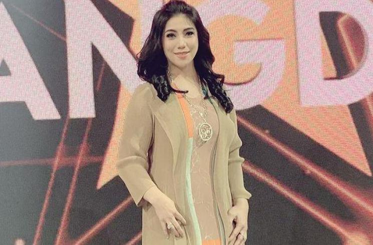 Artis yang Kepincut Pria Turki. (Instagram/siti_perk)