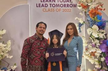 8 Potret Wisuda London Abigail, Putri Wulan Guritno dan Adilla Dimitri yang Baru Lulus SD