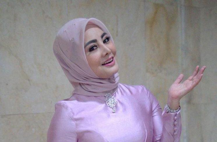 Artis yang Kepincut Pria Turki. (Instagram/cici_faramida)